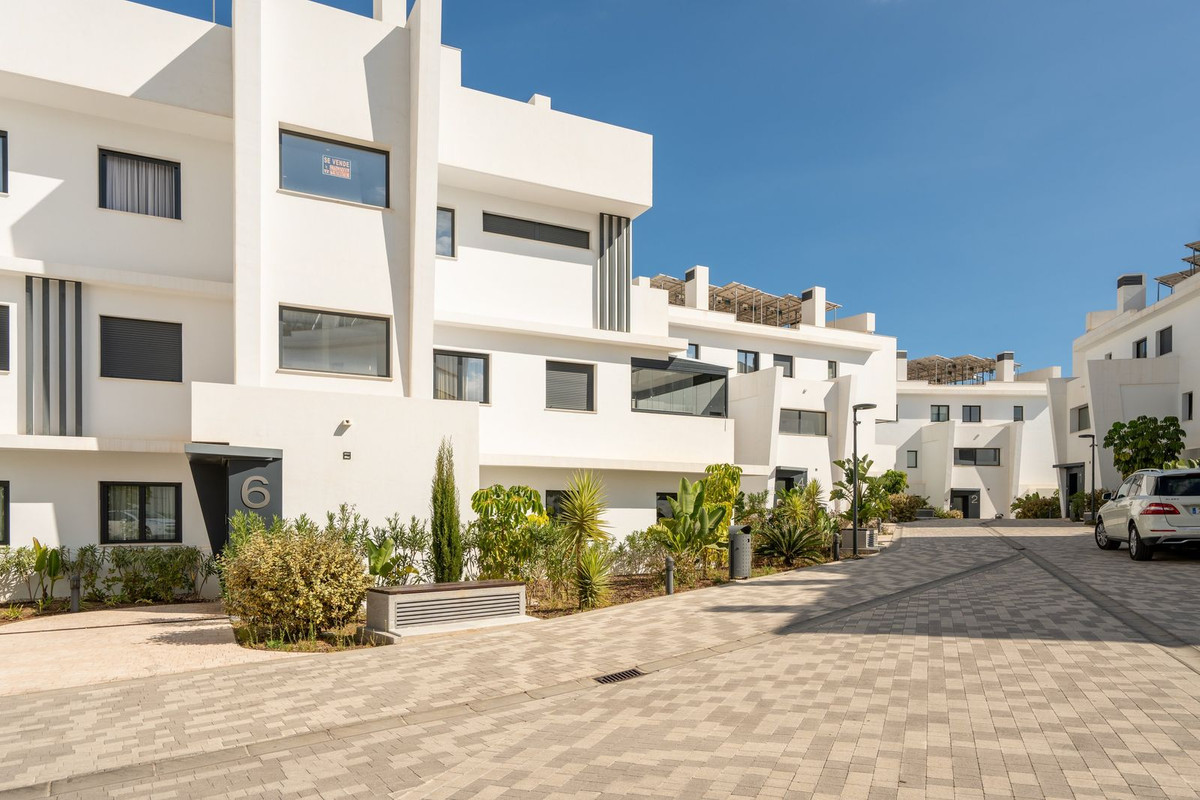 Se vende Apartamento Planta Baja de 3 dormitorios en Costa Del Sol, Málaga, España
