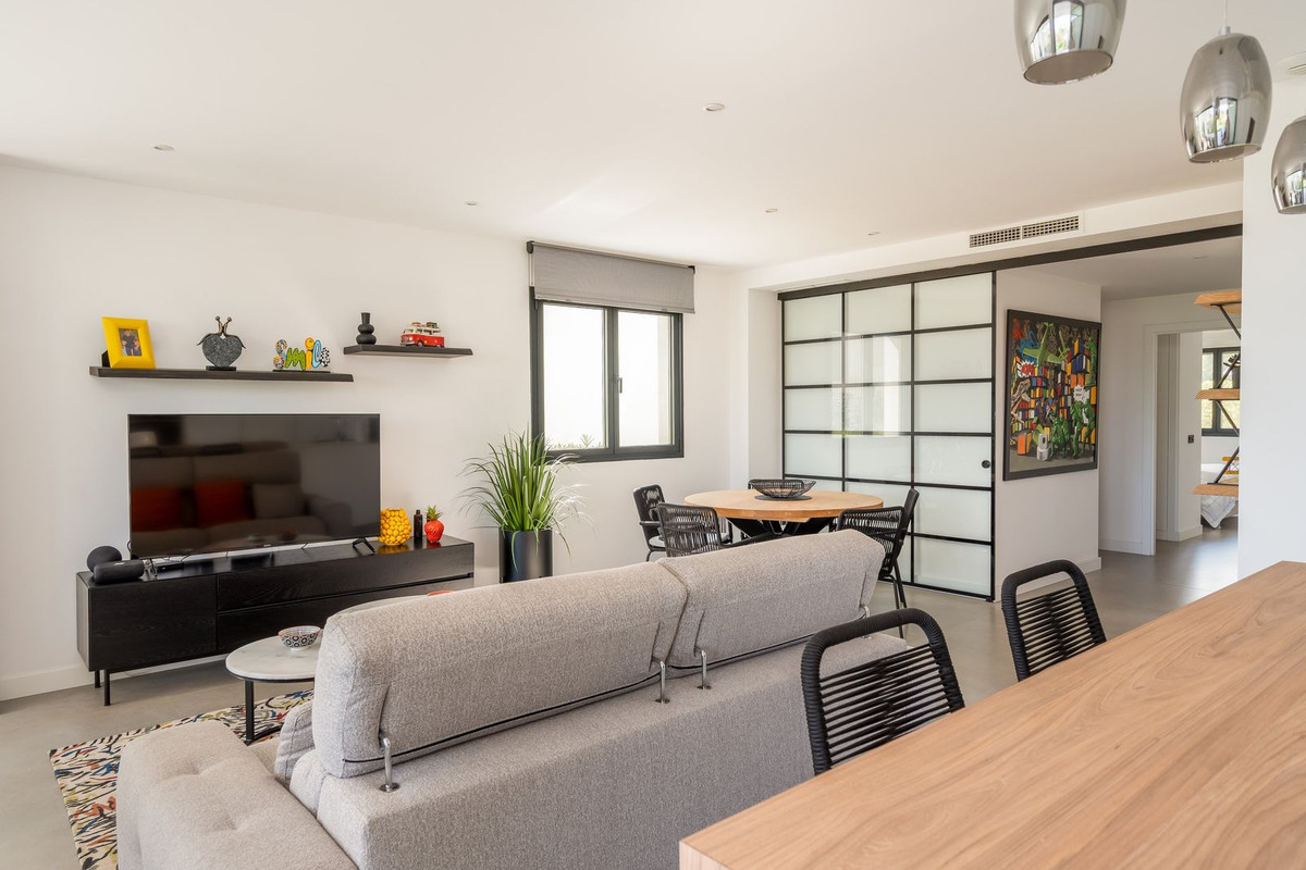 Se vende Apartamento Planta Baja de 3 dormitorios en Costa Del Sol, Málaga, España