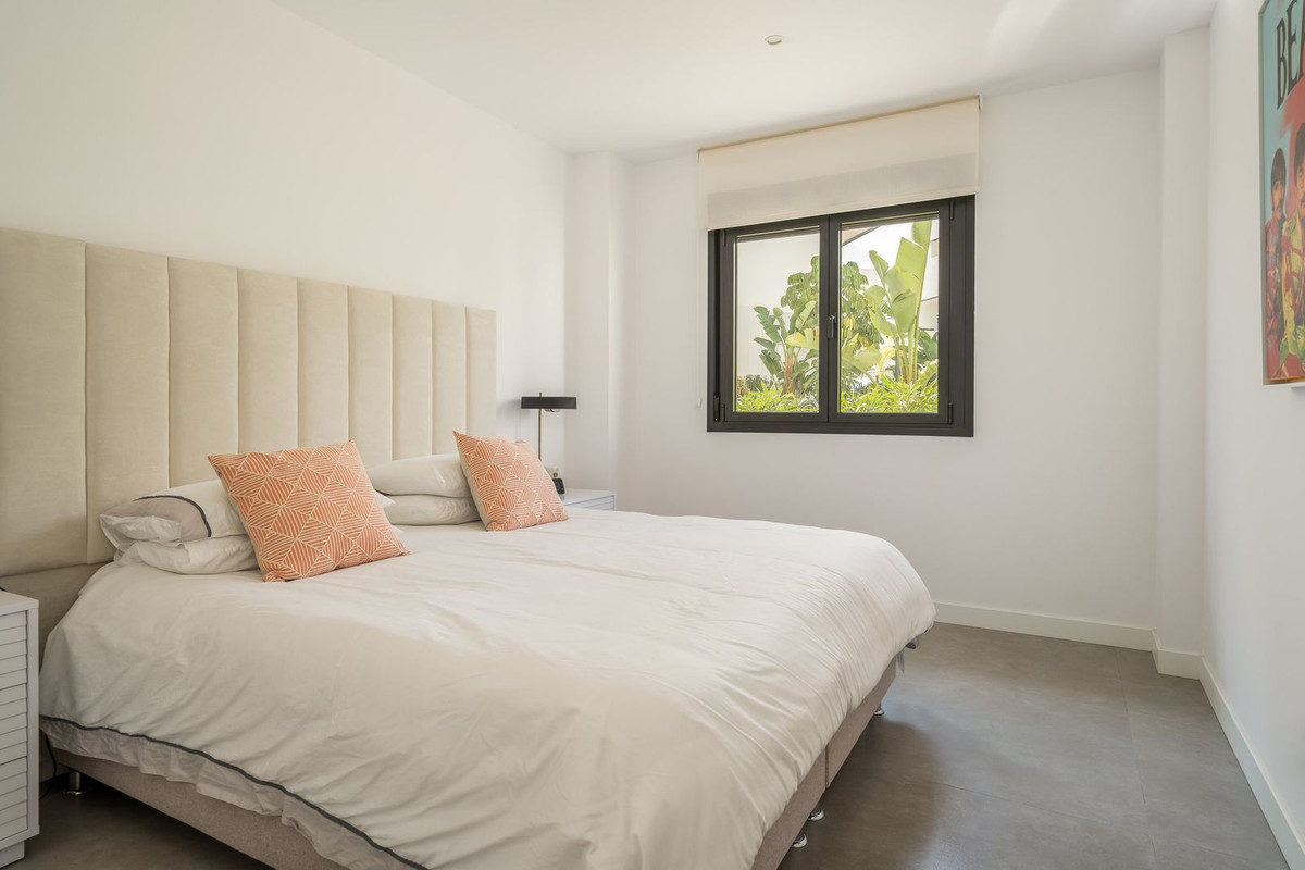 Se vende Apartamento Planta Baja de 3 dormitorios en Costa Del Sol, Málaga, España