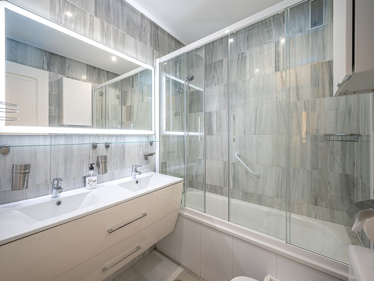 2 Bed Apartment for sale in La Cala De Mijas Costa Del Sol, Málaga, Spain