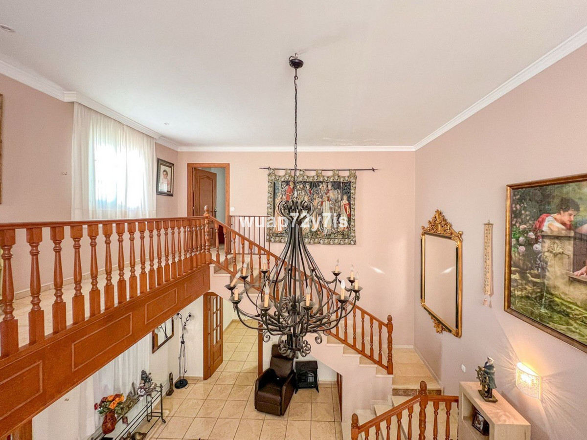 Se vende Pareada de 5 dormitorios en Costa Del Sol, Málaga, España