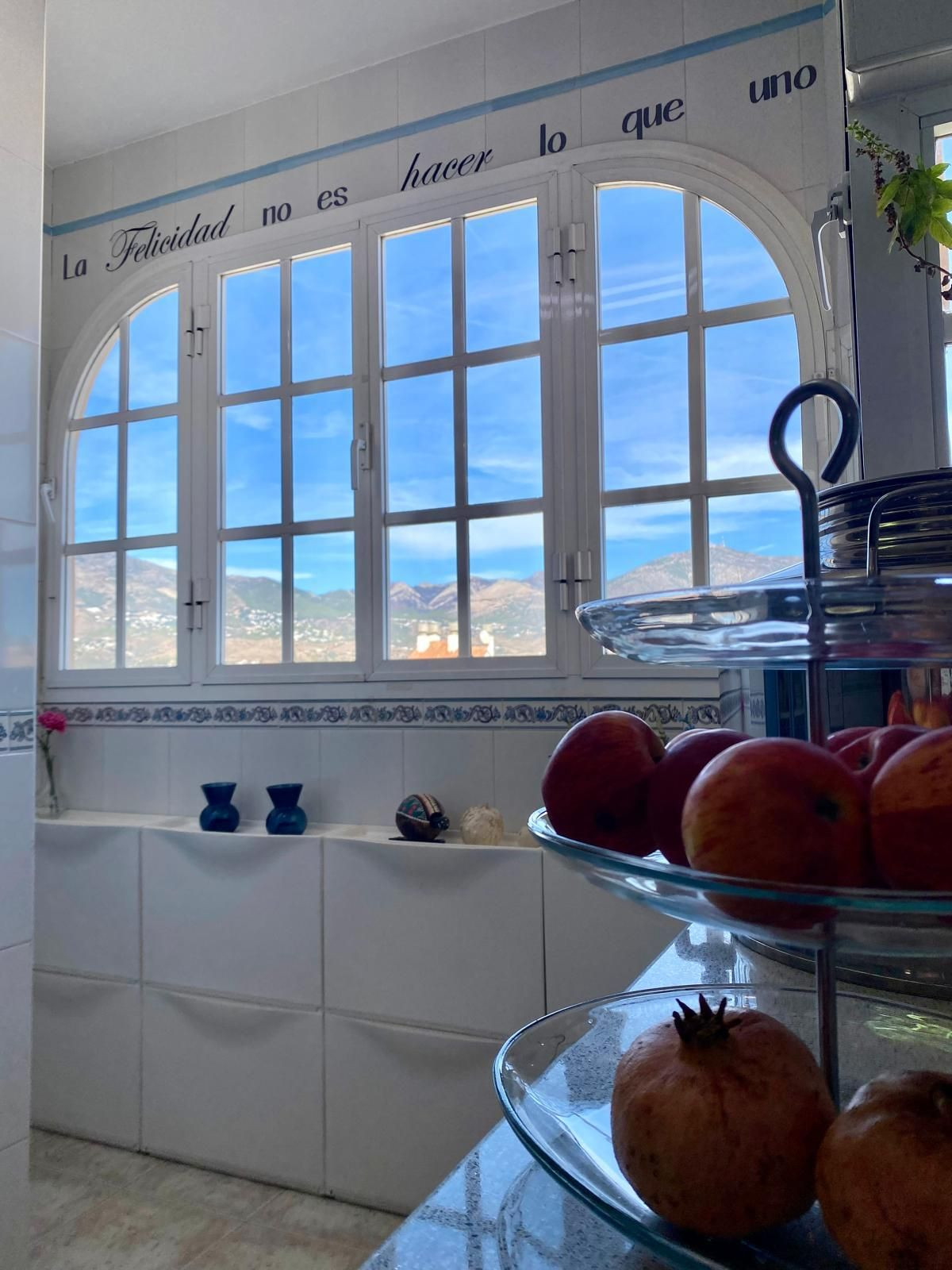 4 Bed Apartment for sale in Fuengirola Costa Del Sol, Málaga, Spain