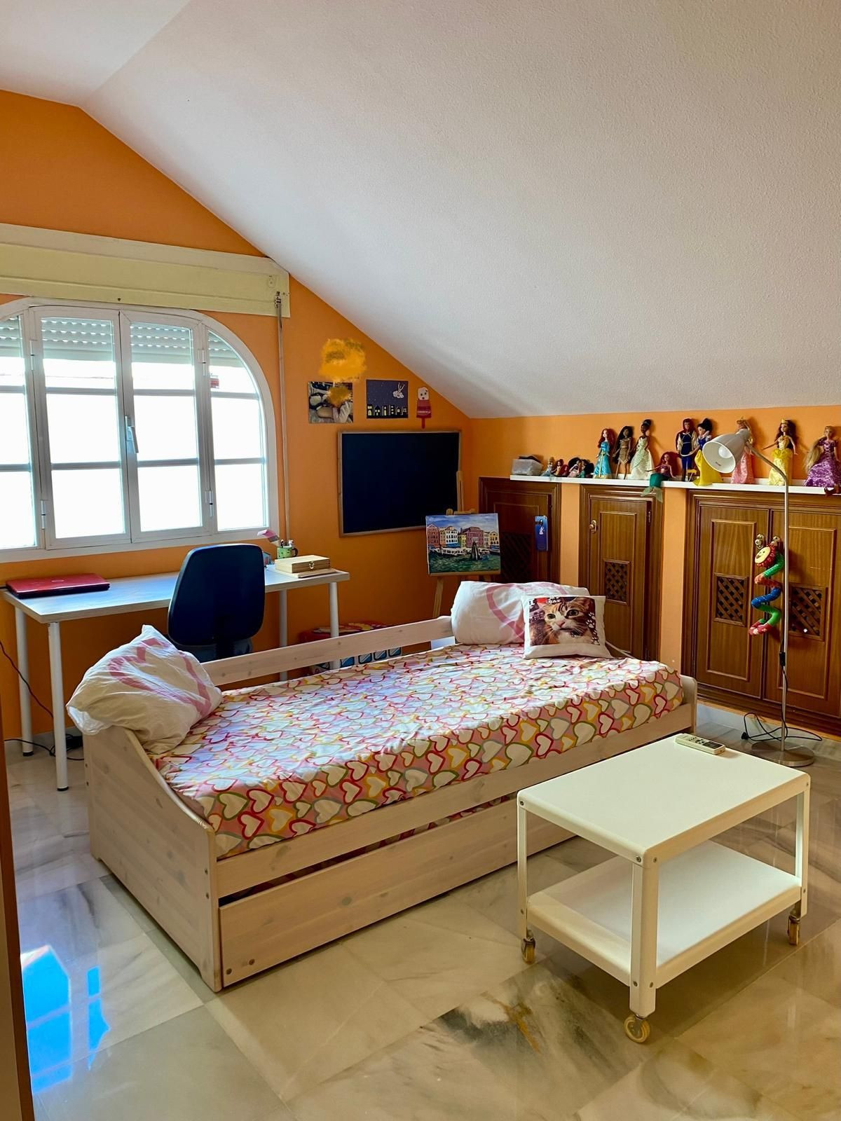 4 Bed Apartment for sale in Fuengirola Costa Del Sol, Málaga, Spain