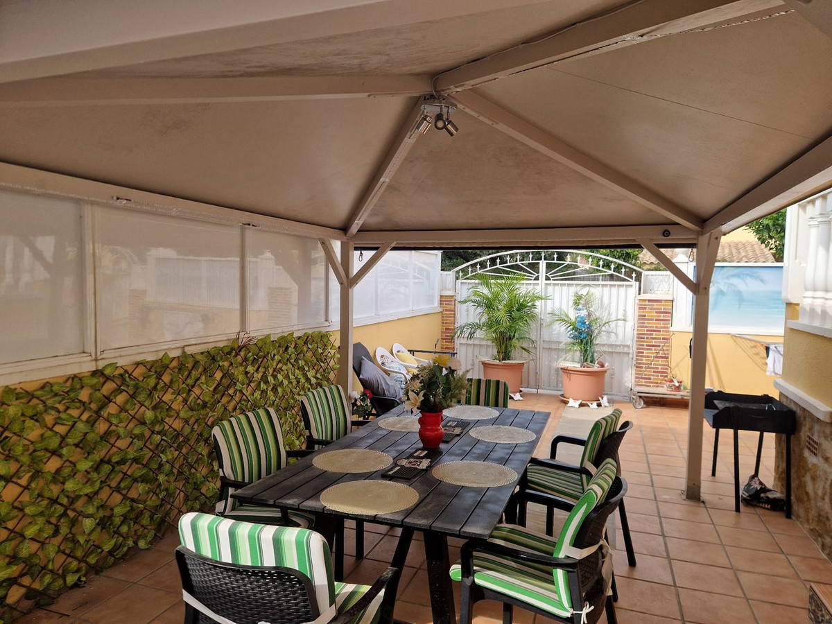3 Bed Townhouse for sale in Torrevieja Costa Blanca, Alicante, Spain