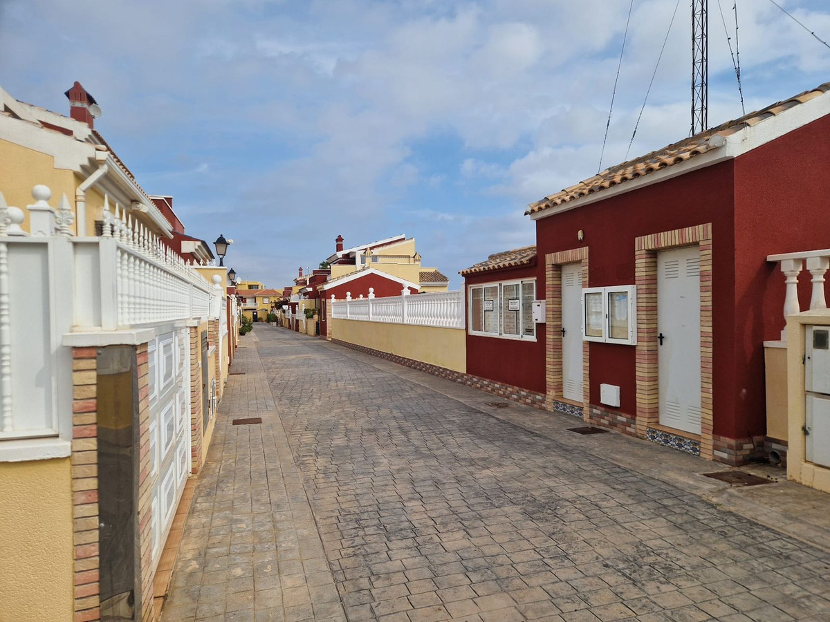 3 Bed Townhouse for sale in Torrevieja Costa Blanca, Alicante, Spain