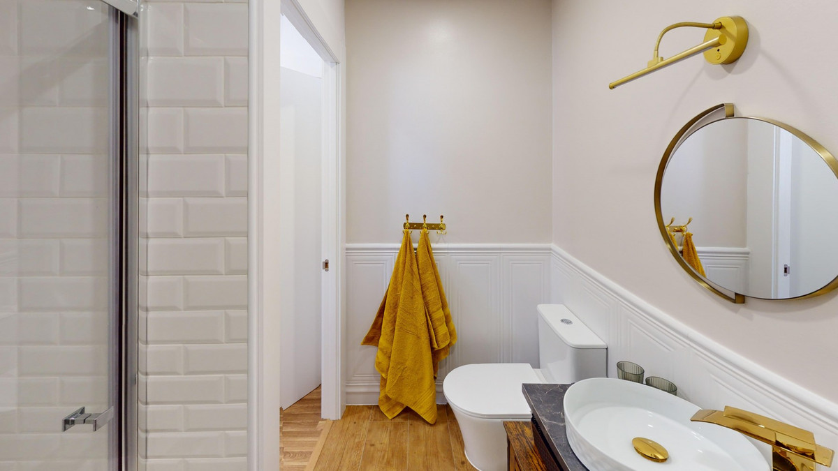 Se vende Apartamento Planta Media de 2 dormitorios en Costa Del Sol East, Málaga, España