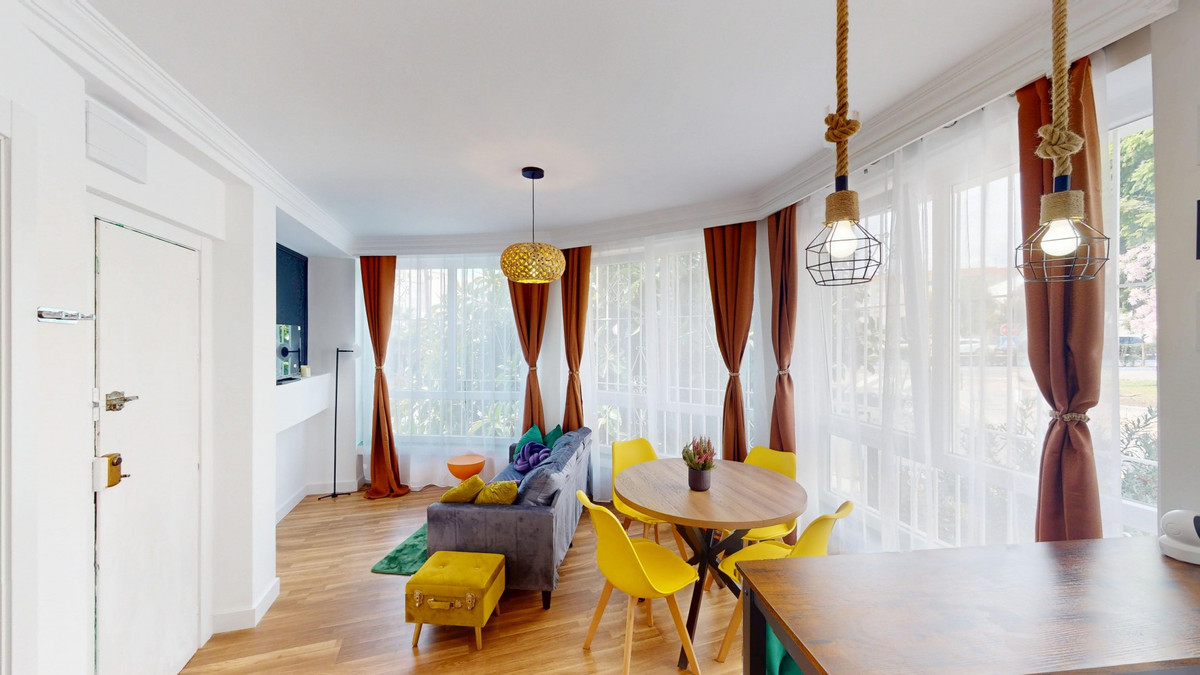 Se vende Apartamento Planta Media de 2 dormitorios en Costa Del Sol East, Málaga, España