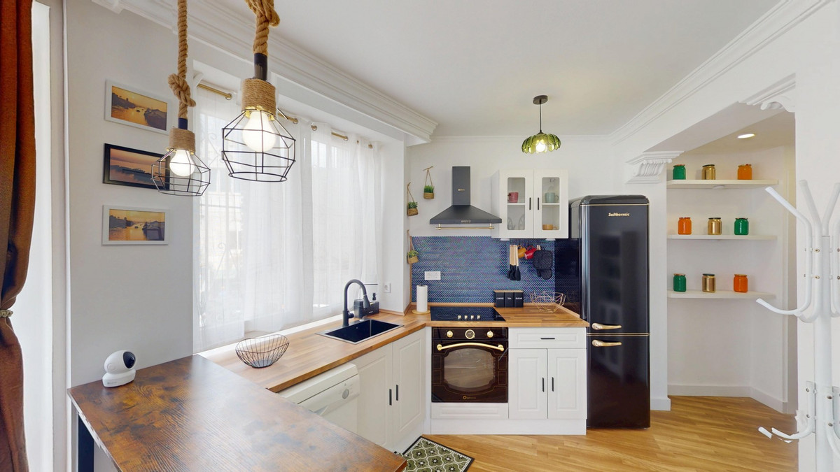 Se vende Apartamento Planta Media de 2 dormitorios en Costa Del Sol East, Málaga, España