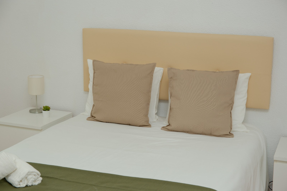 5 Bed Apartment for sale in Málaga Costa Del Sol, Málaga, Spain