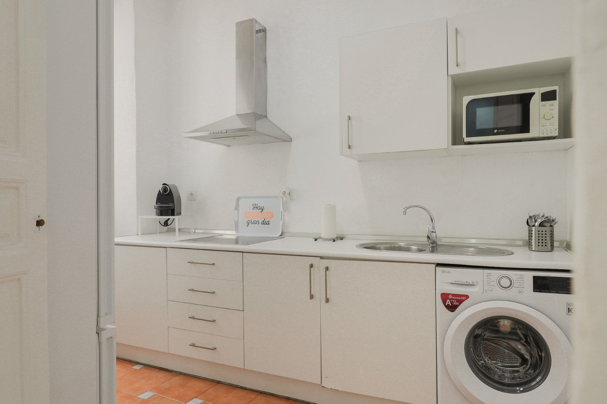 5 Bed Apartment for sale in Málaga Costa Del Sol, Málaga, Spain