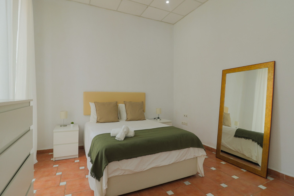 5 Bed Apartment for sale in Málaga Costa Del Sol, Málaga, Spain