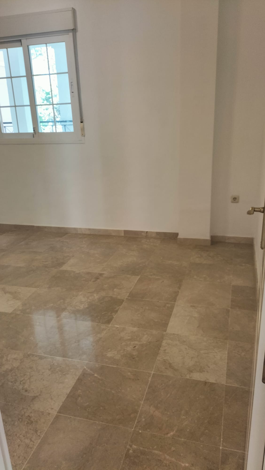 2 Bed Apartment for sale in Nueva Andalucía Costa Del Sol, Málaga, Spain