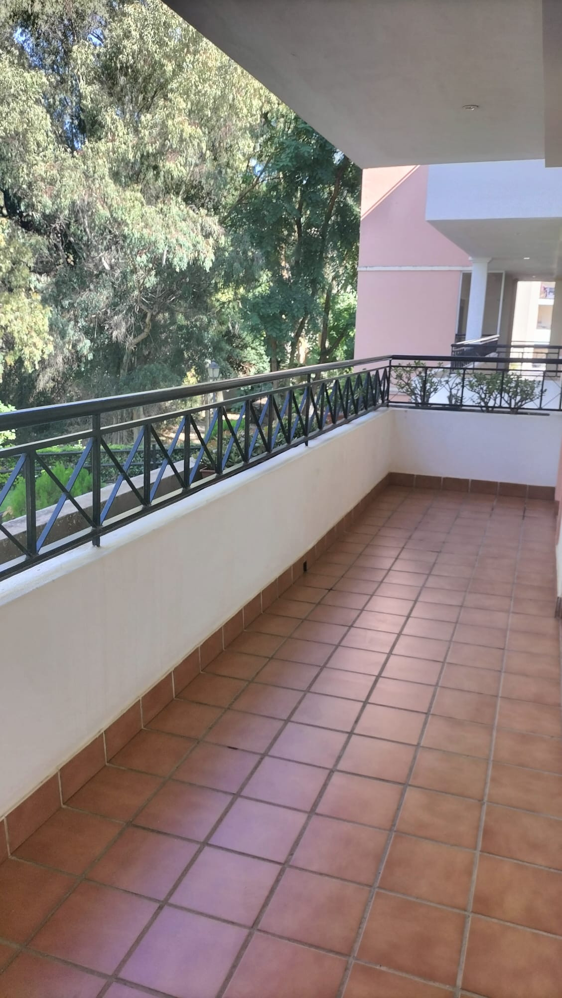 2 Bed Apartment for sale in Nueva Andalucía Costa Del Sol, Málaga, Spain