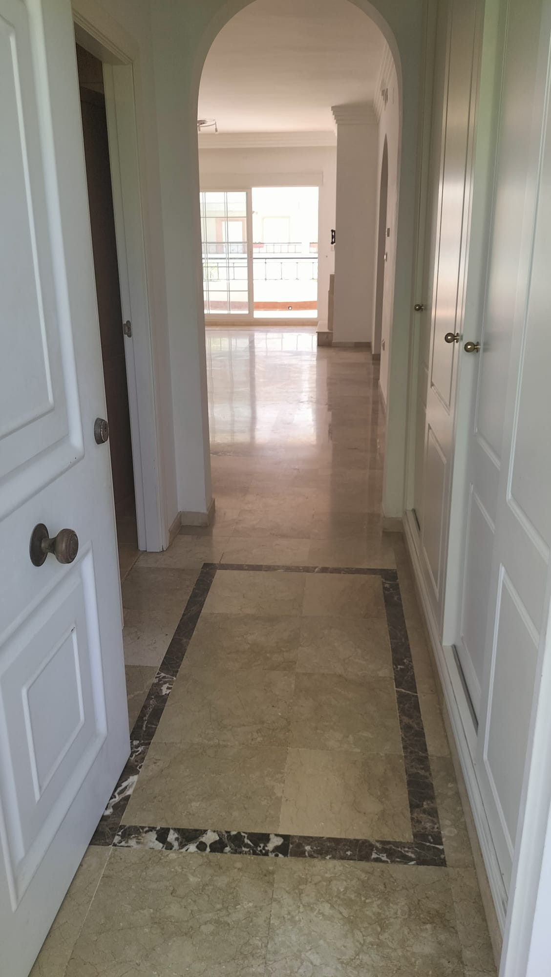 2 Bed Apartment for sale in Nueva Andalucía Costa Del Sol, Málaga, Spain