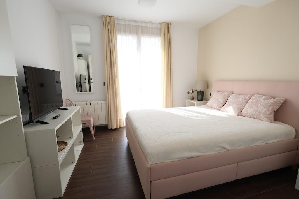 4 Bed Townhouse for sale in Cabo Roig Costa Blanca, Alicante, Spain