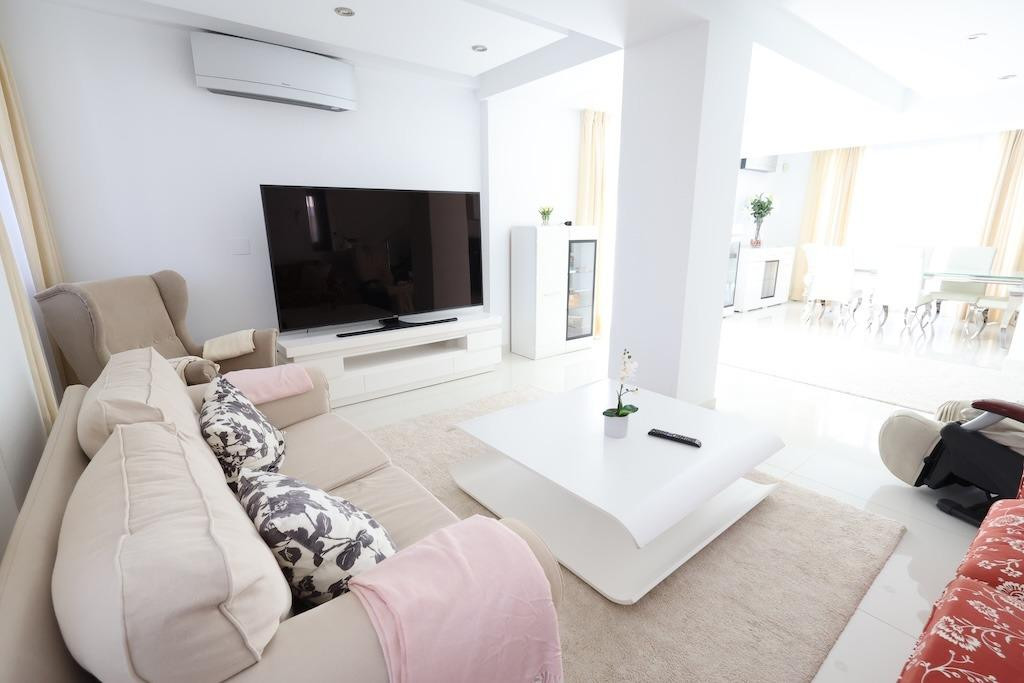 4 Bed Townhouse for sale in Cabo Roig Costa Blanca, Alicante, Spain