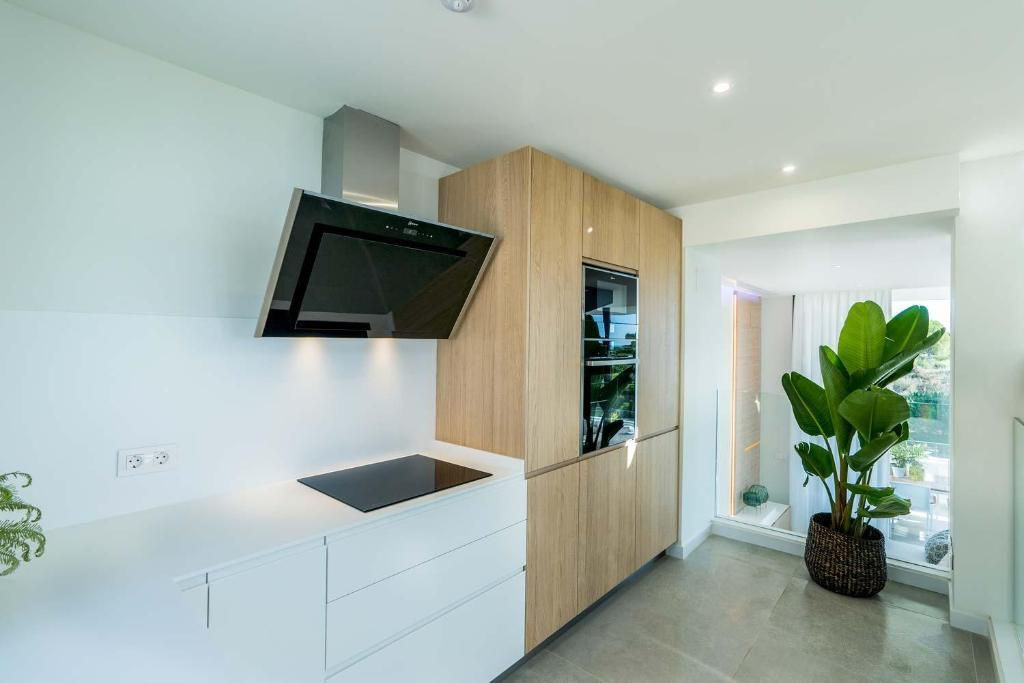 3 Bed Townhouse for sale in Marbella Costa Del Sol, Málaga, Spain