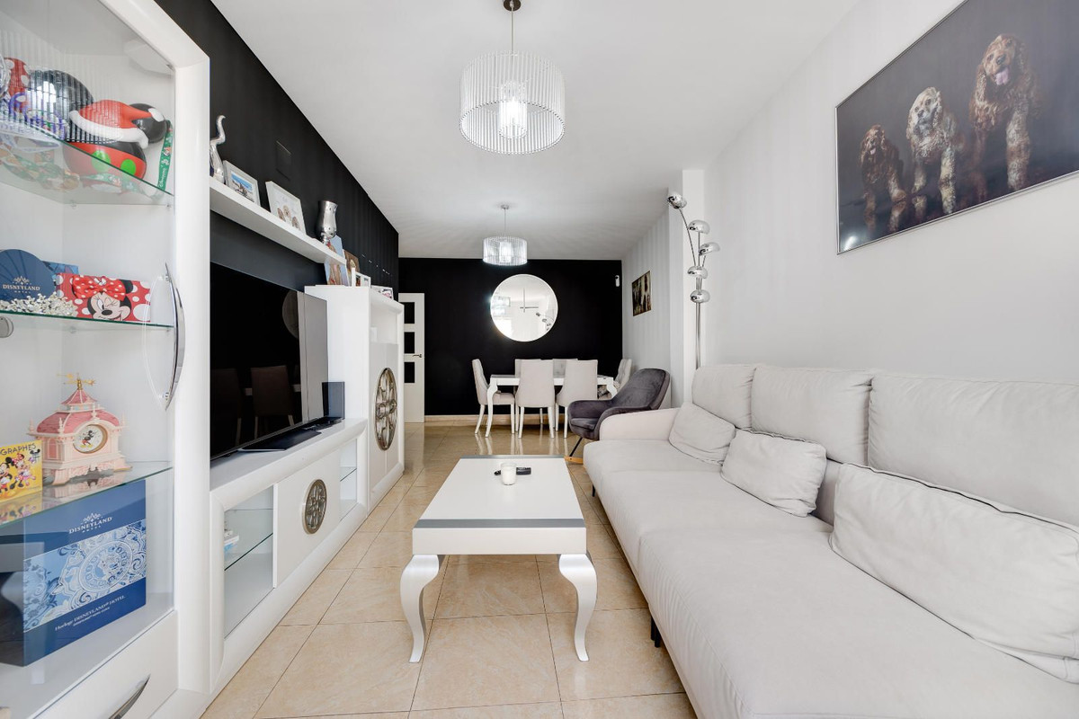 Se vende Apartamento Planta Media de 3 dormitorios en Costa Blanca, Alicante, España