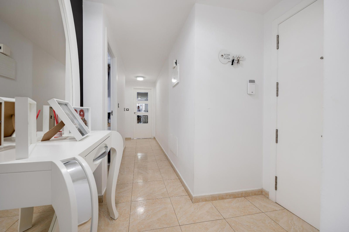 Se vende Apartamento Planta Media de 3 dormitorios en Costa Blanca, Alicante, España