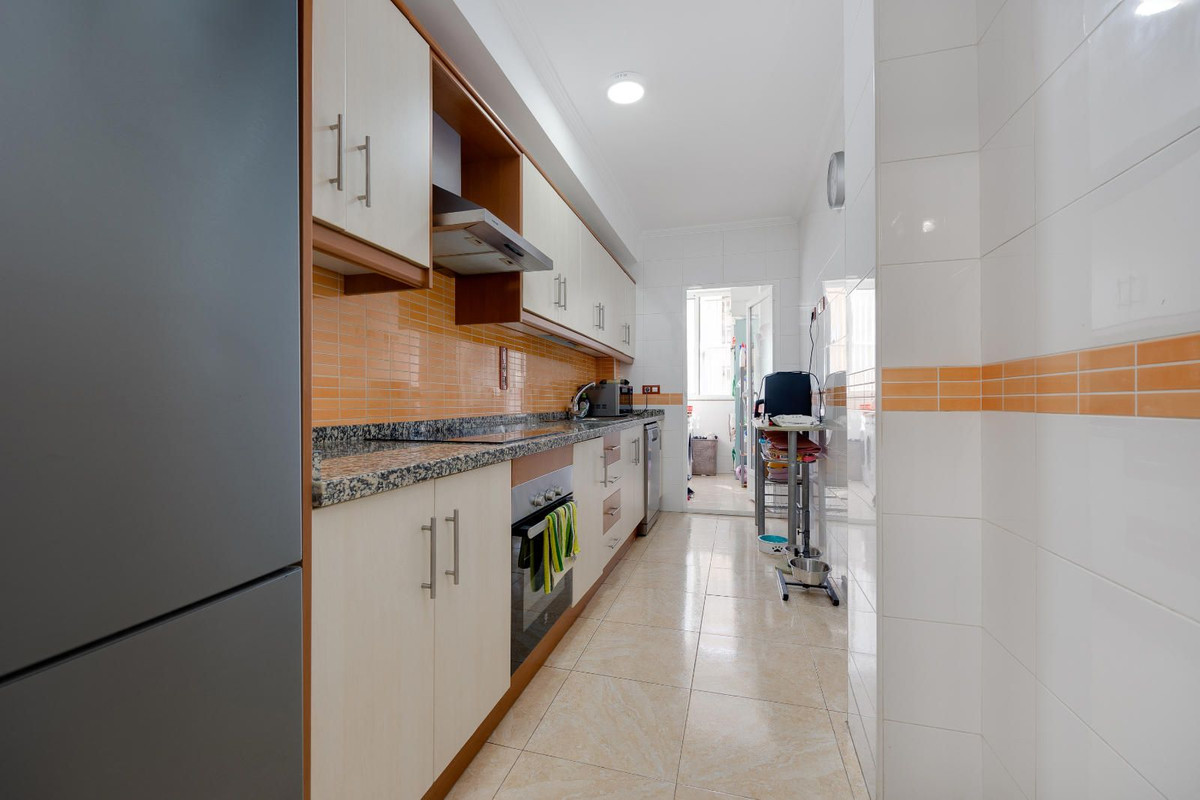 Se vende Apartamento Planta Media de 3 dormitorios en Costa Blanca, Alicante, España