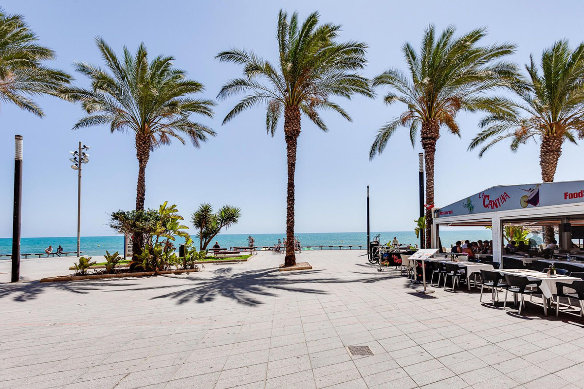 Se vende Apartamento Planta Media de 3 dormitorios en Costa Blanca, Alicante, España