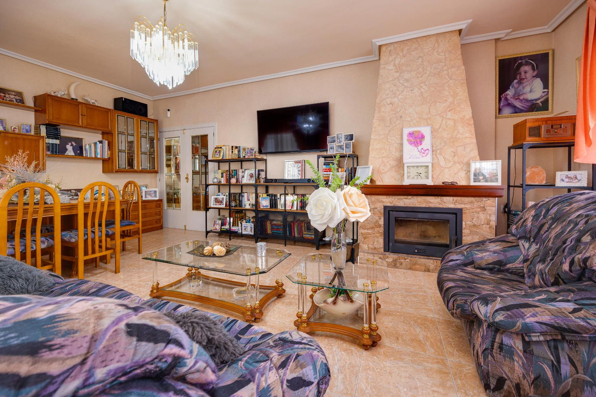 Se vende Apartamento Planta Media de 5 dormitorios en Costa Blanca, Alicante, España