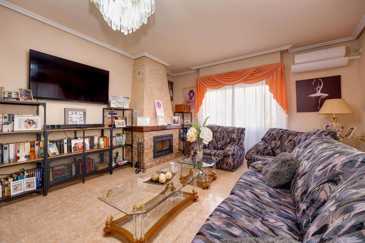 Se vende Apartamento Planta Media de 5 dormitorios en Costa Blanca, Alicante, España