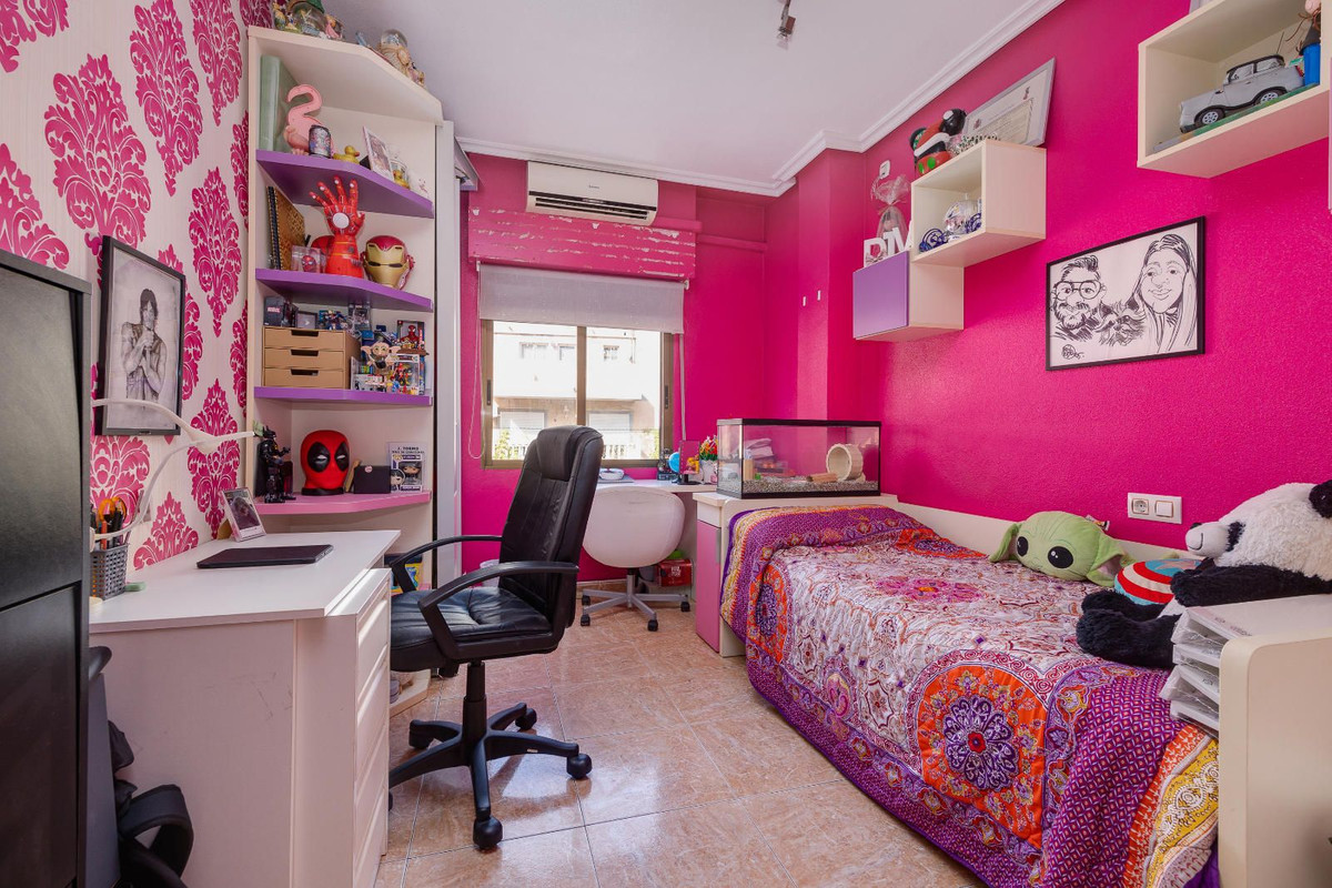 Se vende Apartamento Planta Media de 5 dormitorios en Costa Blanca, Alicante, España
