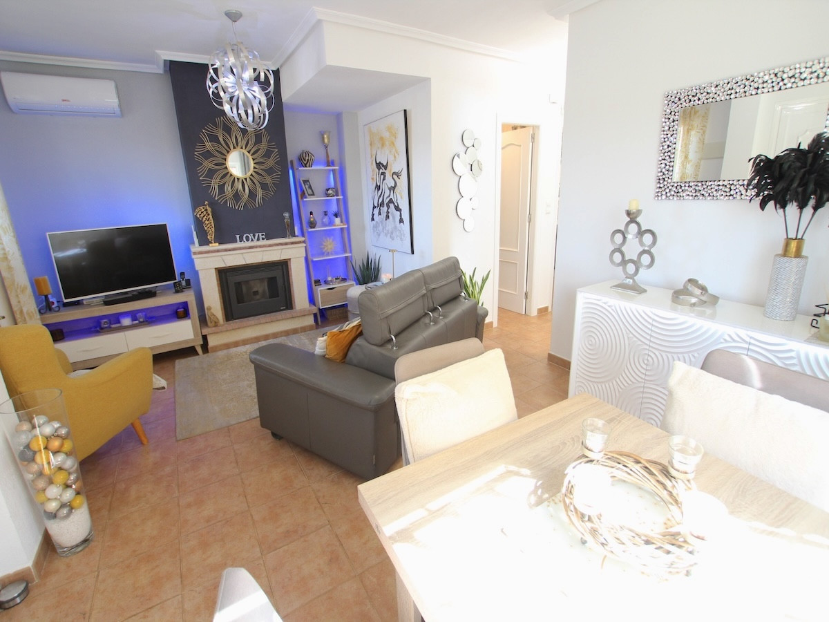 3 Bed Townhouse for sale in Guardamar Del Segura Costa Blanca, Alicante, Spain