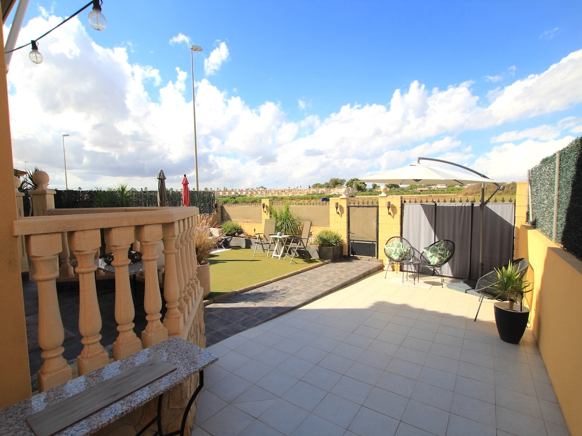 3 Bed Townhouse for sale in Guardamar Del Segura Costa Blanca, Alicante, Spain