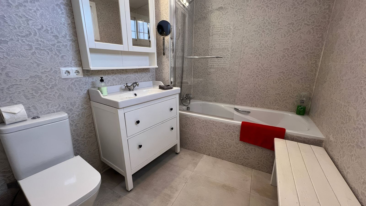 Se vende Adosada de 4 dormitorios en Costa Del Sol, Málaga, España