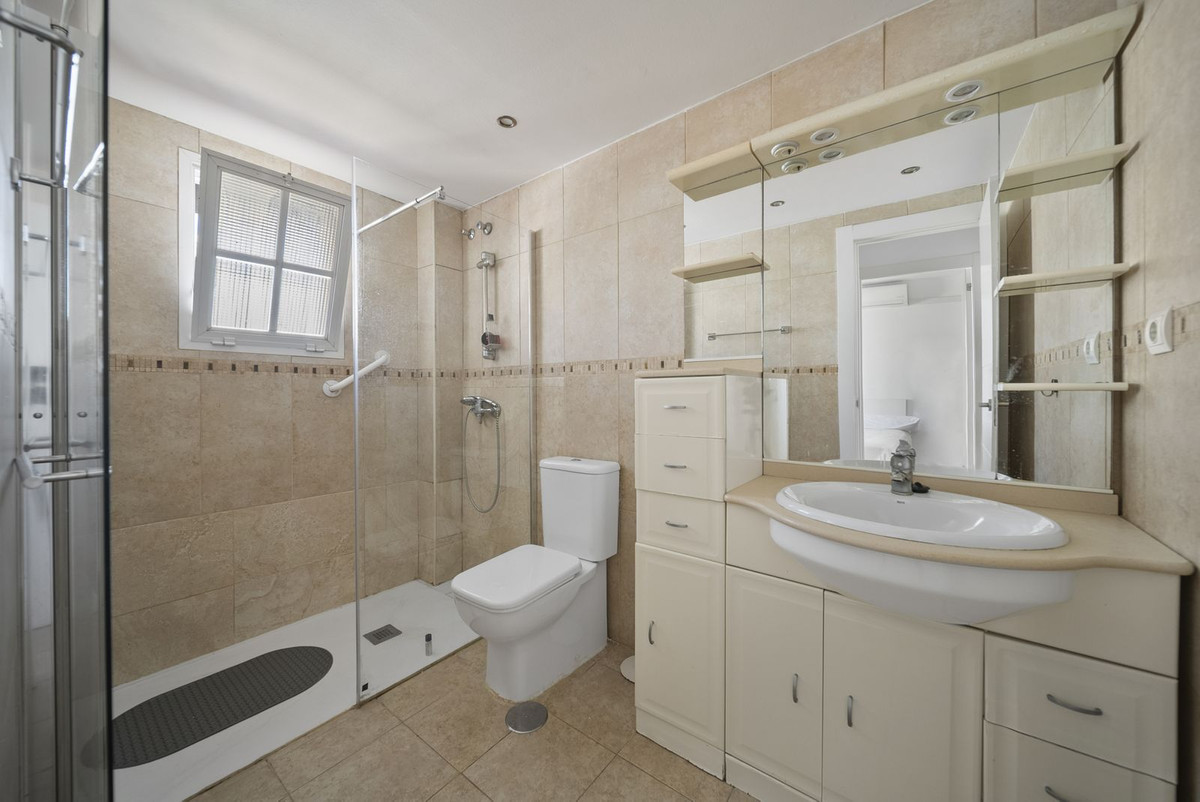 Se vende Apartamento Planta Media de 1 dormitorios en Costa Del Sol, Málaga, España