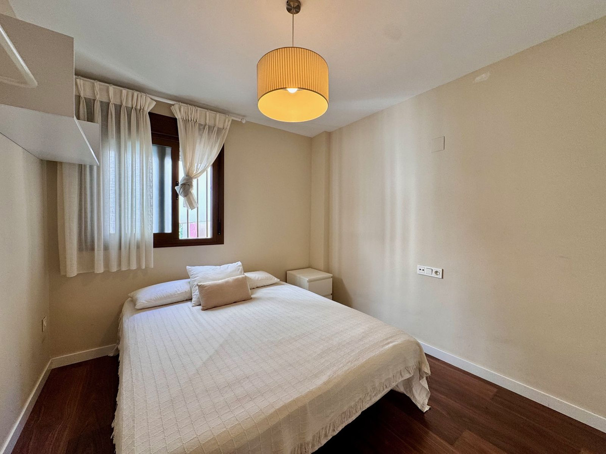 Se vende Apartamento Planta Media de 3 dormitorios en Málaga Ciudad, Málaga, España