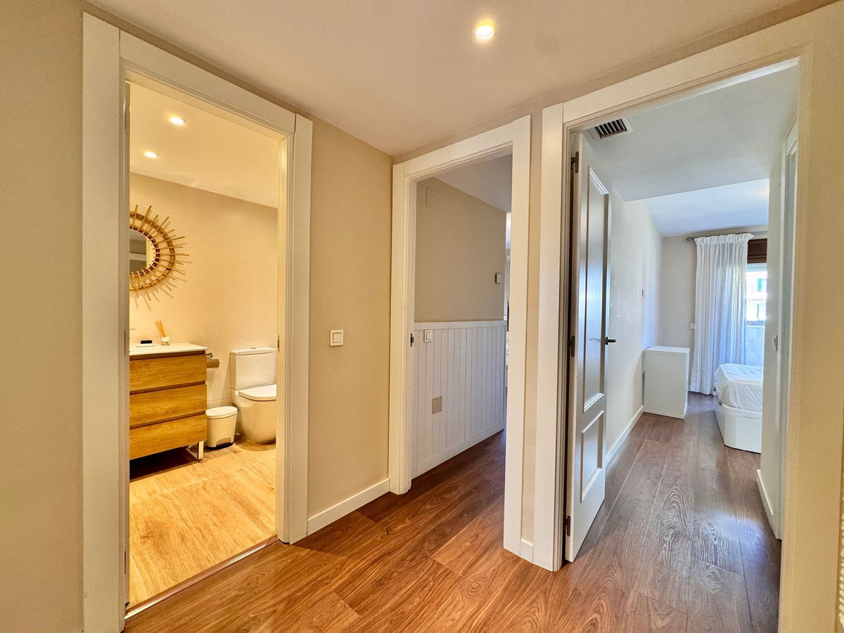 Se vende Apartamento Planta Media de 3 dormitorios en Málaga Ciudad, Málaga, España
