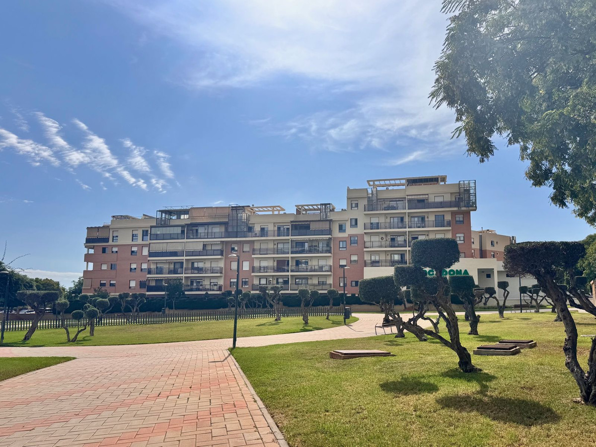 Se vende Apartamento Planta Media de 3 dormitorios en Málaga Ciudad, Málaga, España