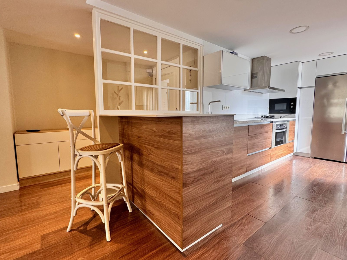 Se vende Apartamento Planta Media de 3 dormitorios en Málaga Ciudad, Málaga, España