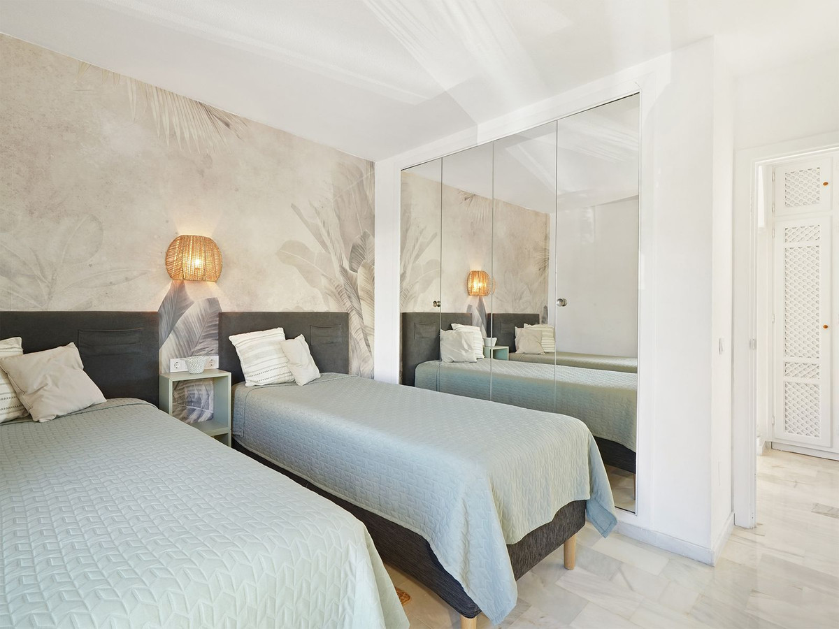 2 Bed Apartment for sale in Reserva De Marbella Costa Del Sol, Málaga, Spain