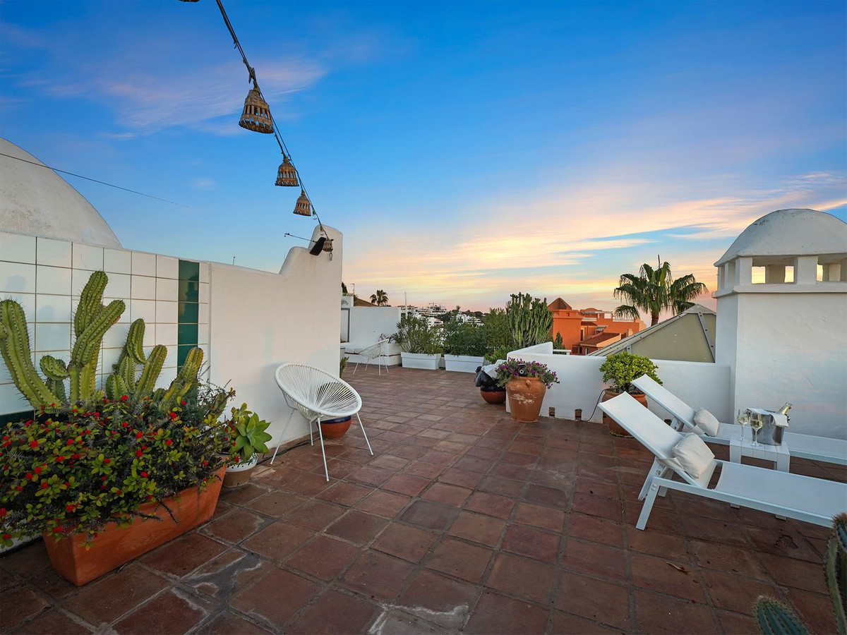 2 Bed Apartment for sale in Reserva De Marbella Costa Del Sol, Málaga, Spain
