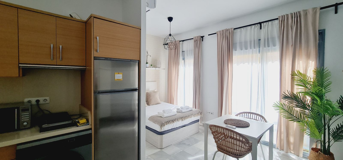 Se vende Apartamento Planta Media de 1 dormitorios en Costa Del Sol, Málaga, España