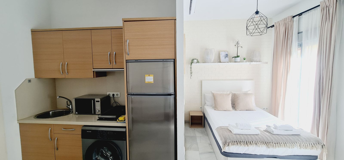 Se vende Apartamento Planta Media de 1 dormitorios en Costa Del Sol, Málaga, España
