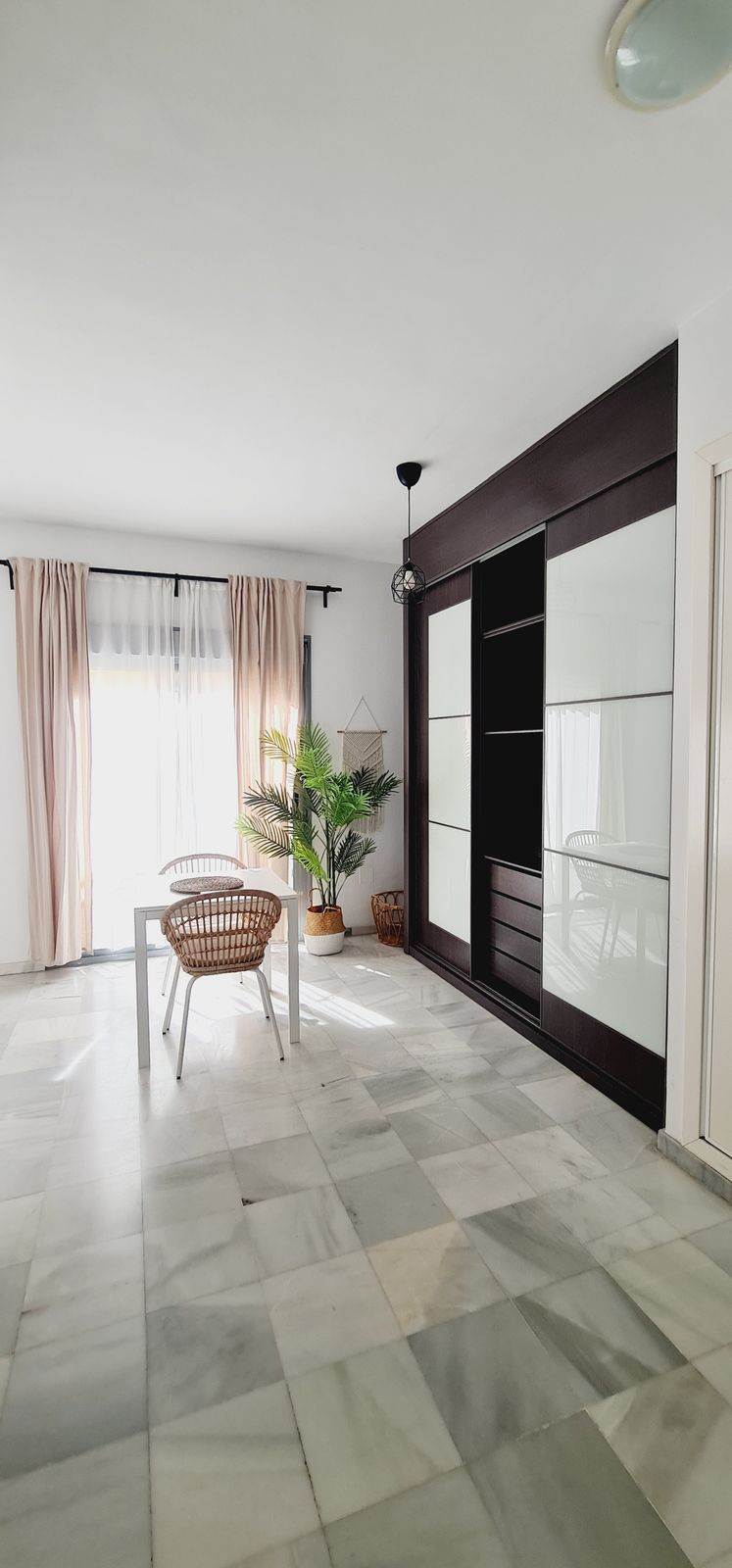 Se vende Apartamento Planta Media de 1 dormitorios en Costa Del Sol, Málaga, España