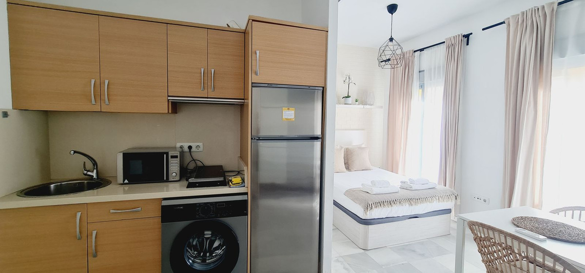 Se vende Apartamento Planta Media de 1 dormitorios en Costa Del Sol, Málaga, España