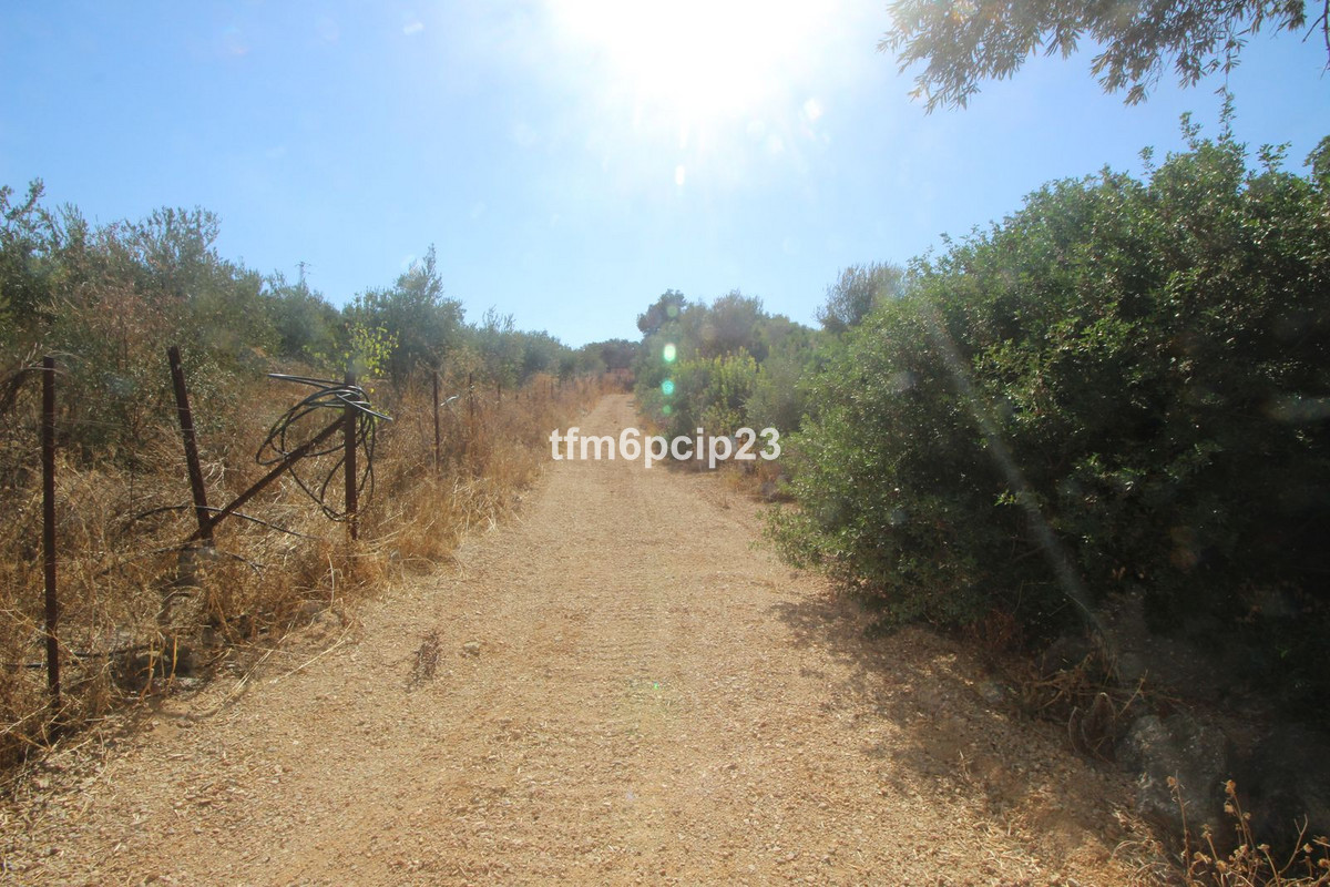 Plots for sale in Casares Costa Del Sol, Málaga, Spain