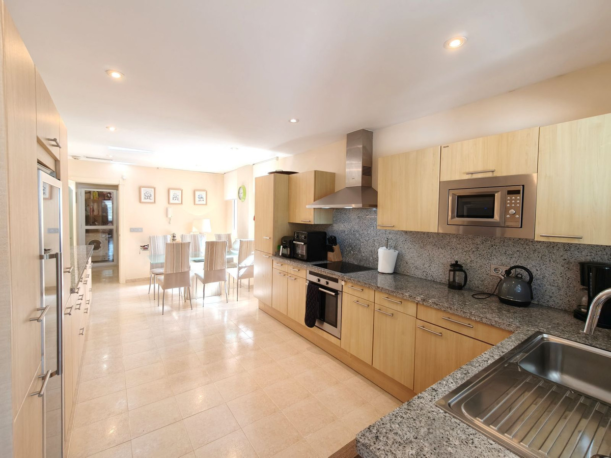 3 Bed Apartment for sale in San Roque Club Costa Del Sol, Cádiz, Spain