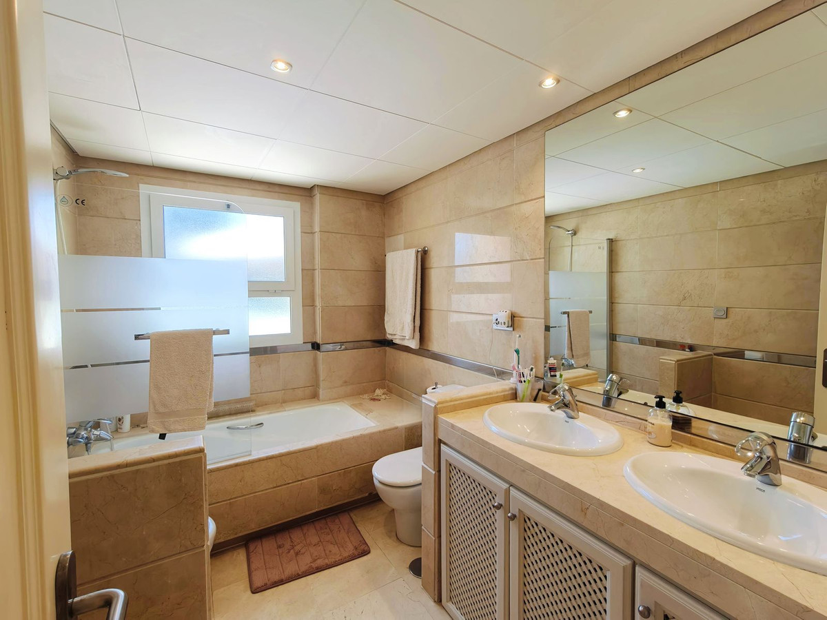 3 Bed Apartment for sale in San Roque Club Costa Del Sol, Cádiz, Spain