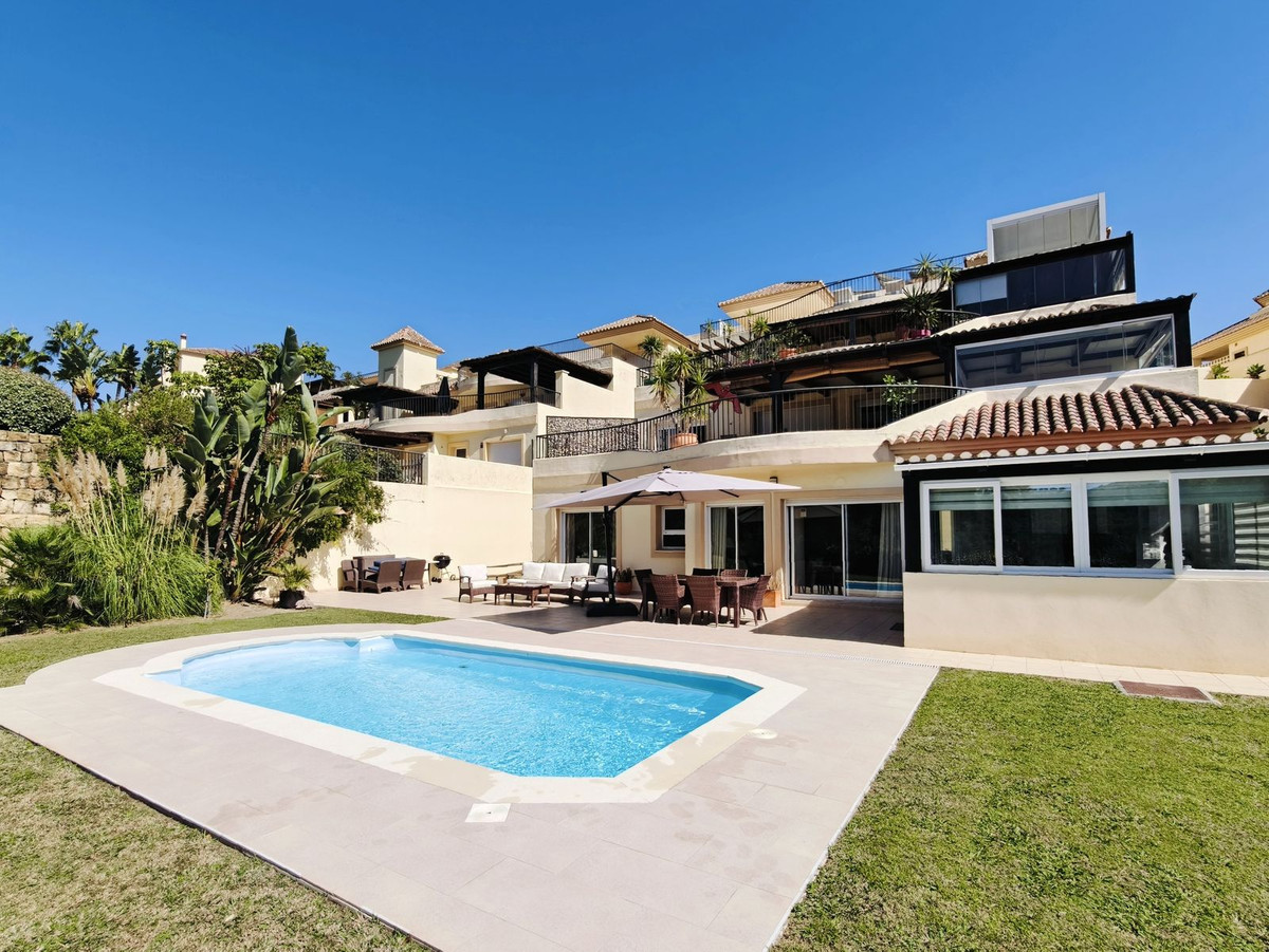 3 Bed Apartment for sale in San Roque Club Costa Del Sol, Cádiz, Spain