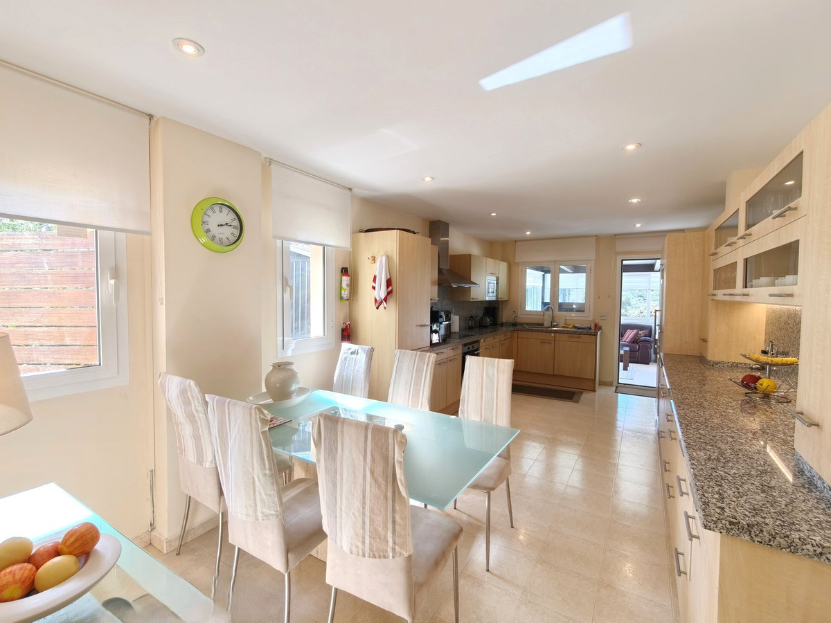 3 Bed Apartment for sale in San Roque Club Costa Del Sol, Cádiz, Spain