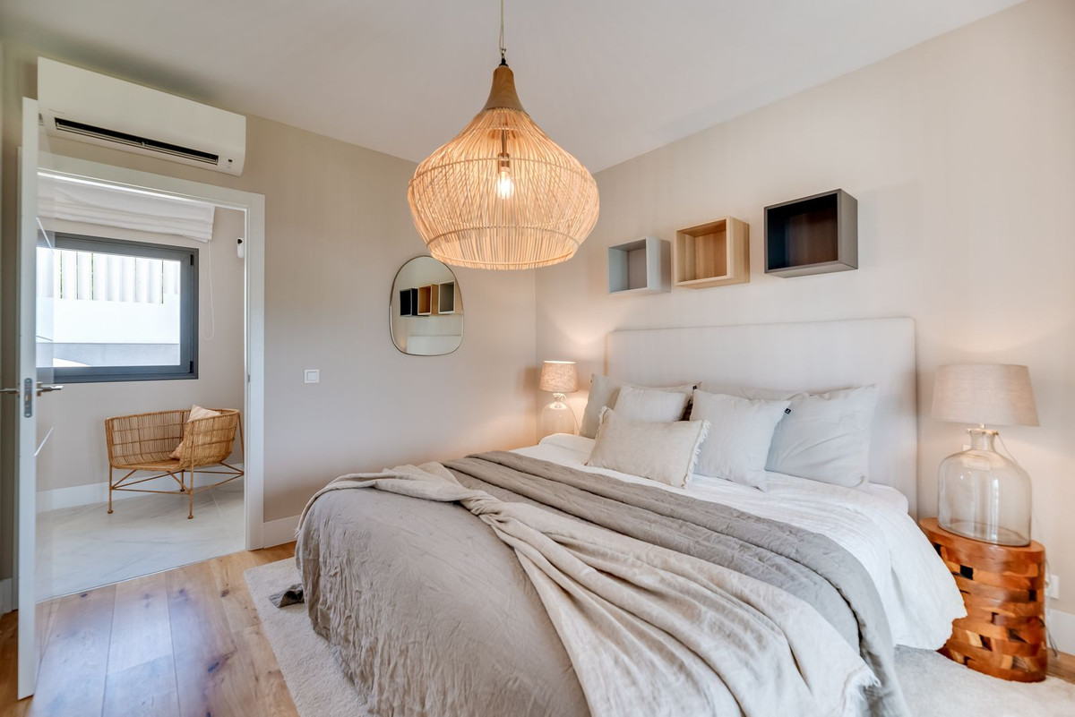 4 Bed Townhouse for sale in El Paraiso Costa Del Sol, Málaga, Spain