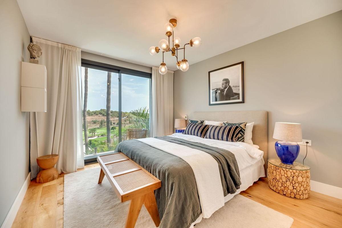 4 Bed Townhouse for sale in El Paraiso Costa Del Sol, Málaga, Spain