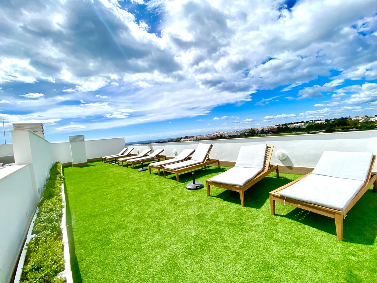 3 Bed Apartment for sale in Nueva Andalucía Costa Del Sol, Málaga, Spain